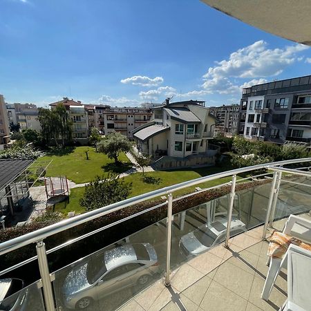 Day Dream Apartment Бургас Екстериор снимка